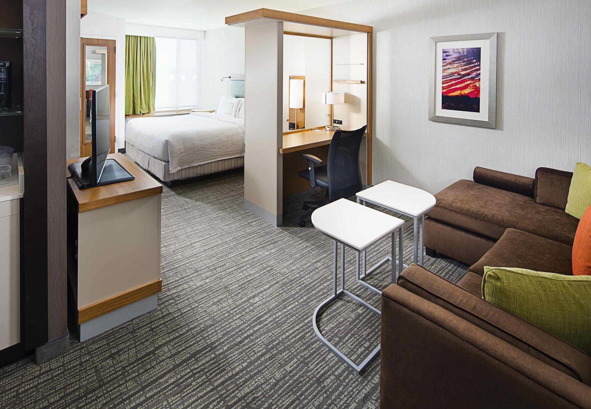 Springhill Suites By Marriott Carle Place Garden City Exterior photo